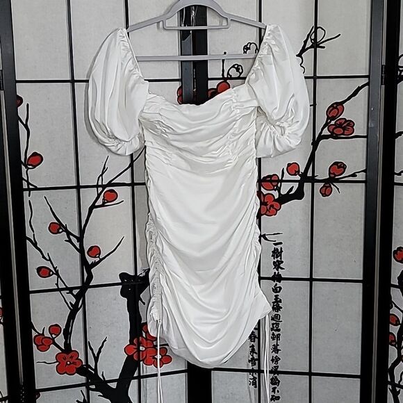 Sabo Skirt Ruched Mini Peasant Dress in White - Picture 2 of 11